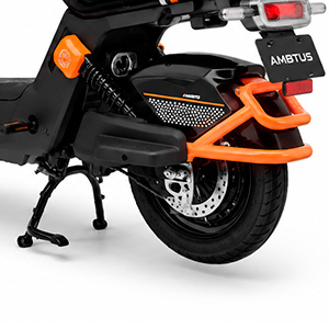 DETS-Ambtus-Olli-800W-5.jpg